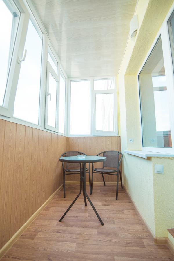 Vip Apartmen Apartment Sumy Luaran gambar